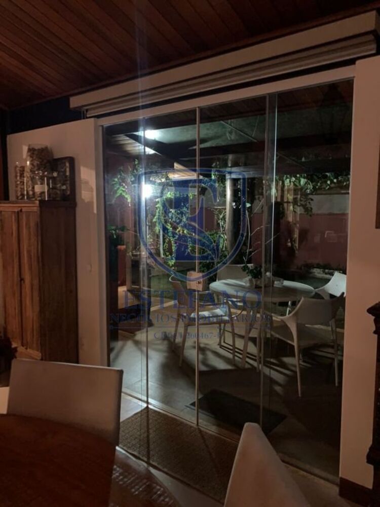 Casa à venda e aluguel com 4 quartos, 3000m² - Foto 4