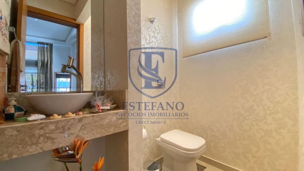 Casa à venda com 4 quartos, 525m² - Foto 1