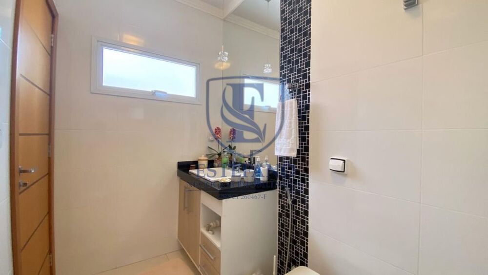 Casa à venda com 4 quartos, 525m² - Foto 2