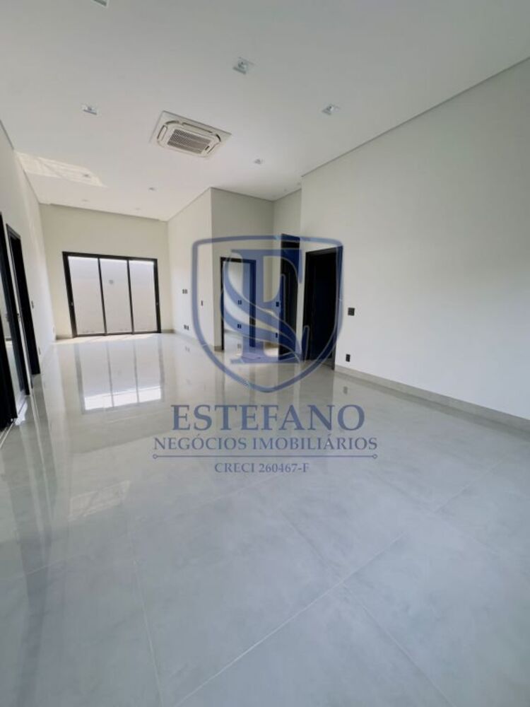 Casa à venda com 3 quartos, 420m² - Foto 2