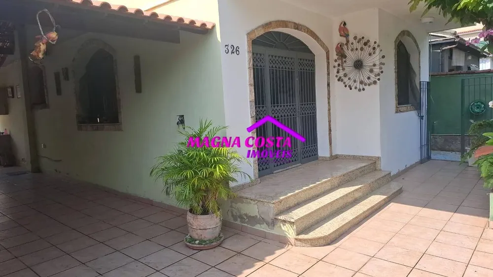 Casa, 5 quartos, 282 m² - Foto 1