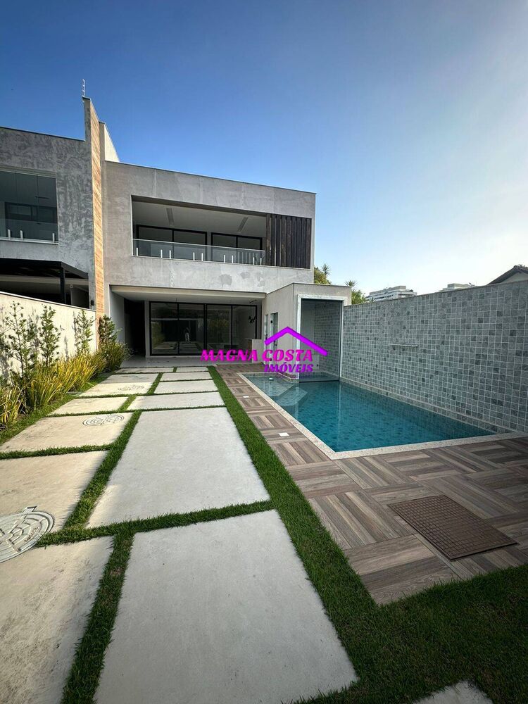 Casa, 4 quartos, 360 m² - Foto 1