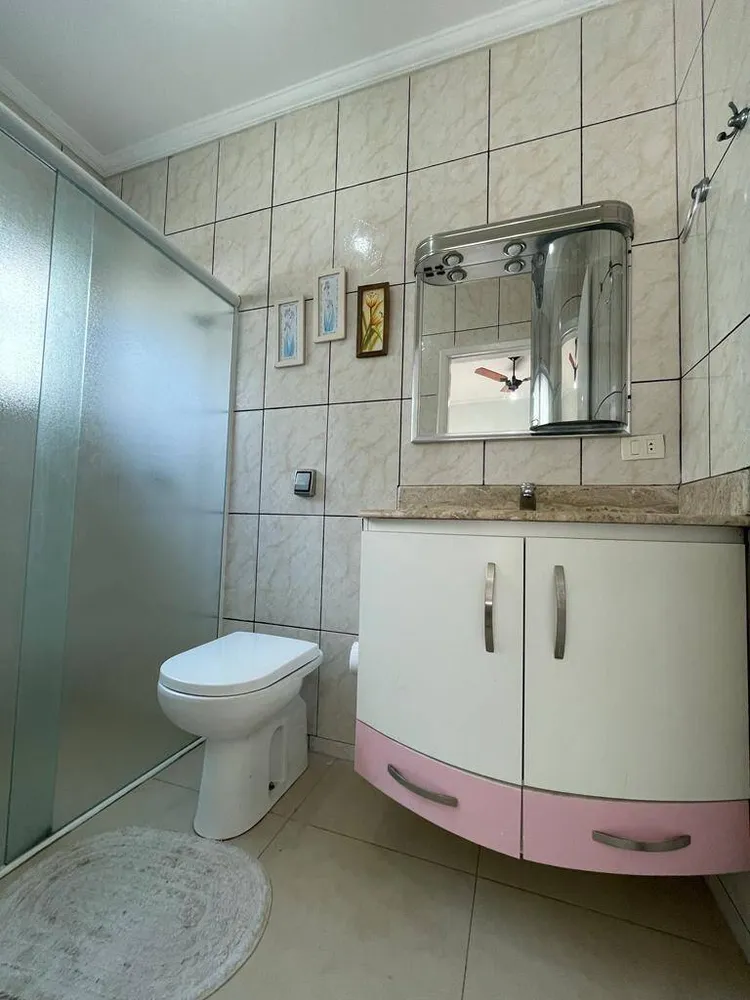 Casa, 3 quartos, 218 m² - Foto 10