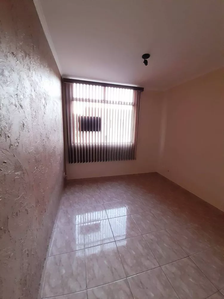 Apartamento à venda com 3 quartos, 67m² - Foto 1