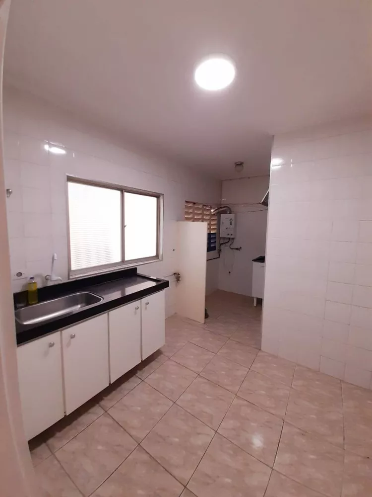 Apartamento à venda com 3 quartos, 67m² - Foto 4