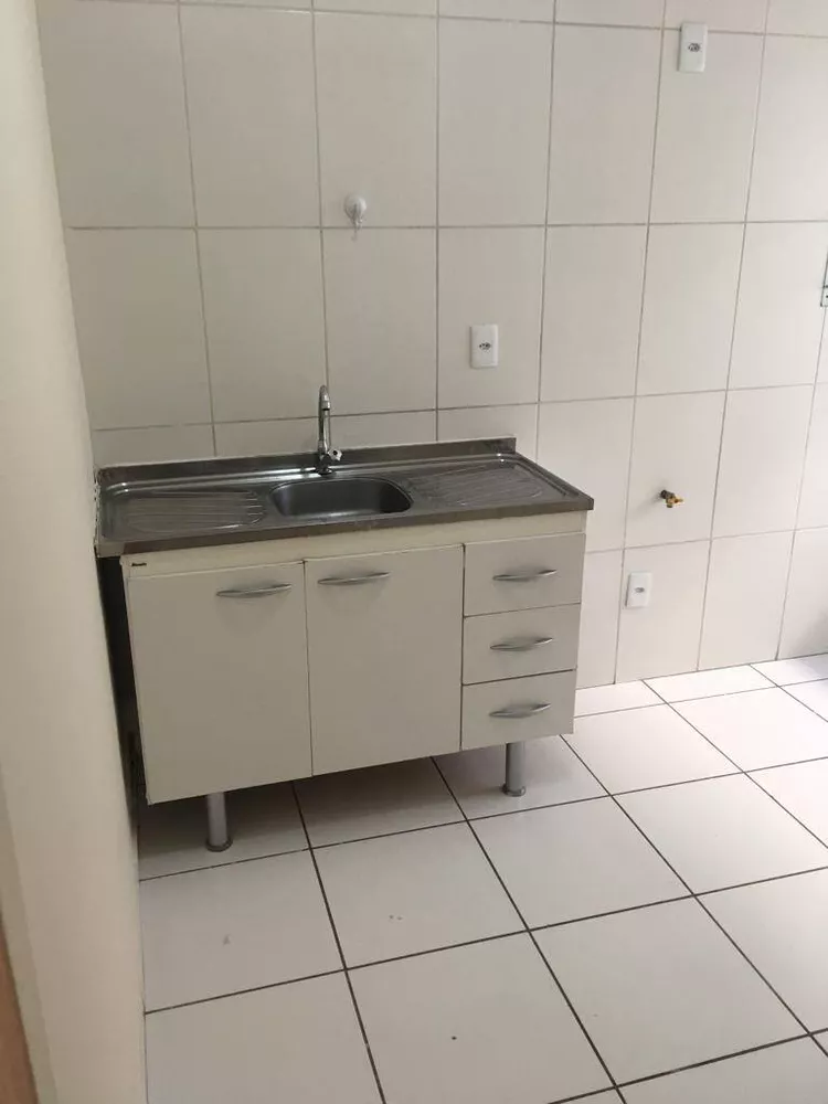 Apartamento à venda com 2 quartos, 45m² - Foto 4