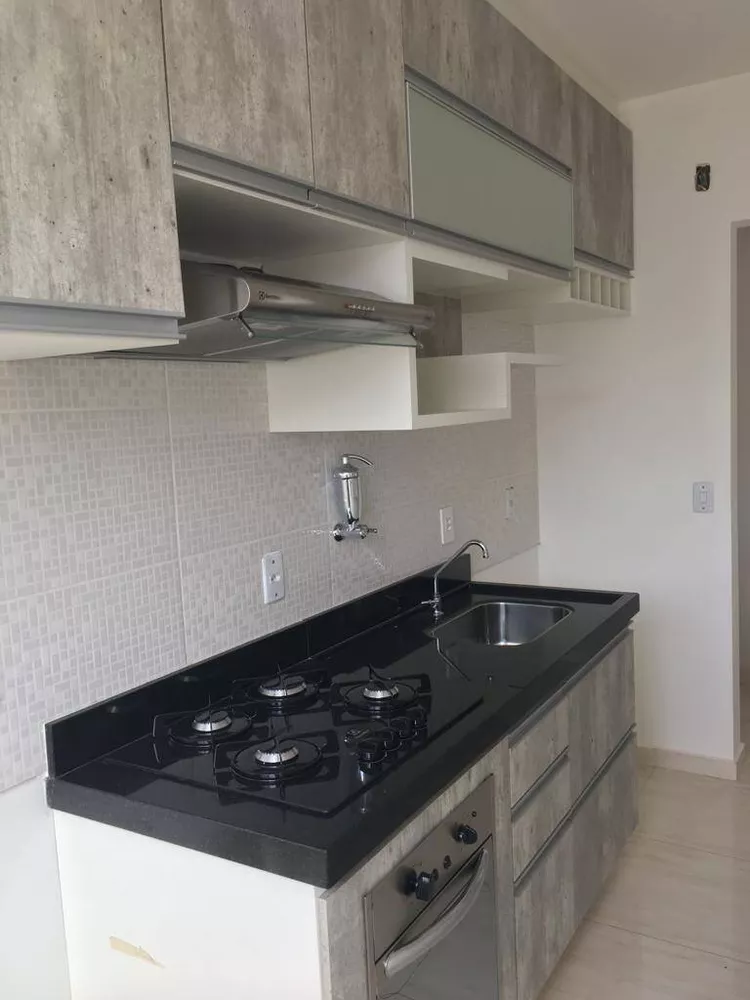 Apartamento à venda com 2 quartos, 43m² - Foto 2