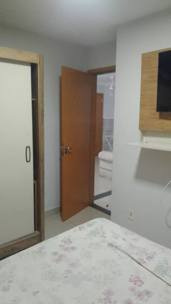 Apartamento à venda com 2 quartos, 43m² - Foto 2