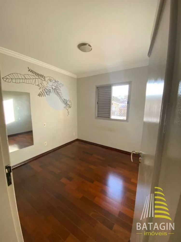 Apartamento à venda com 3 quartos, 100m² - Foto 3