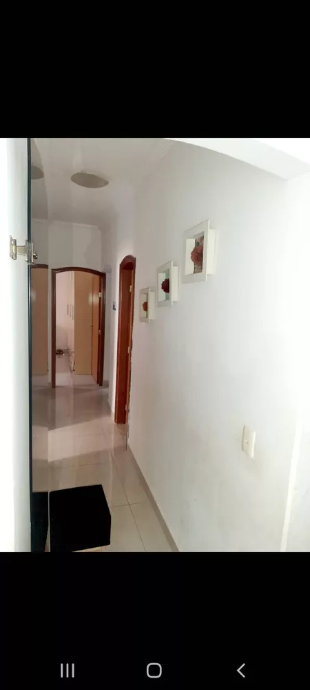 Casa à venda com 3 quartos, 190m² - Foto 4