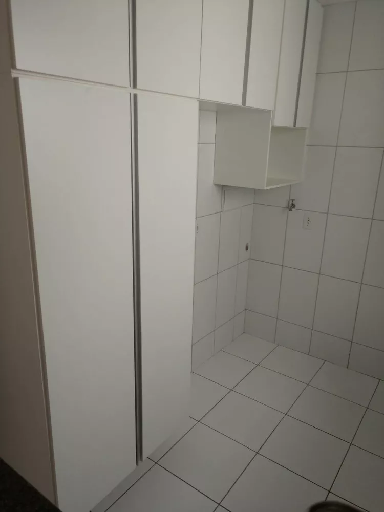 Apartamento à venda com 2 quartos, 45m² - Foto 3