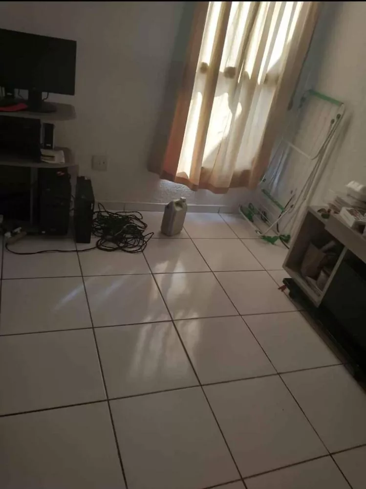 Apartamento à venda com 2 quartos, 50m² - Foto 2