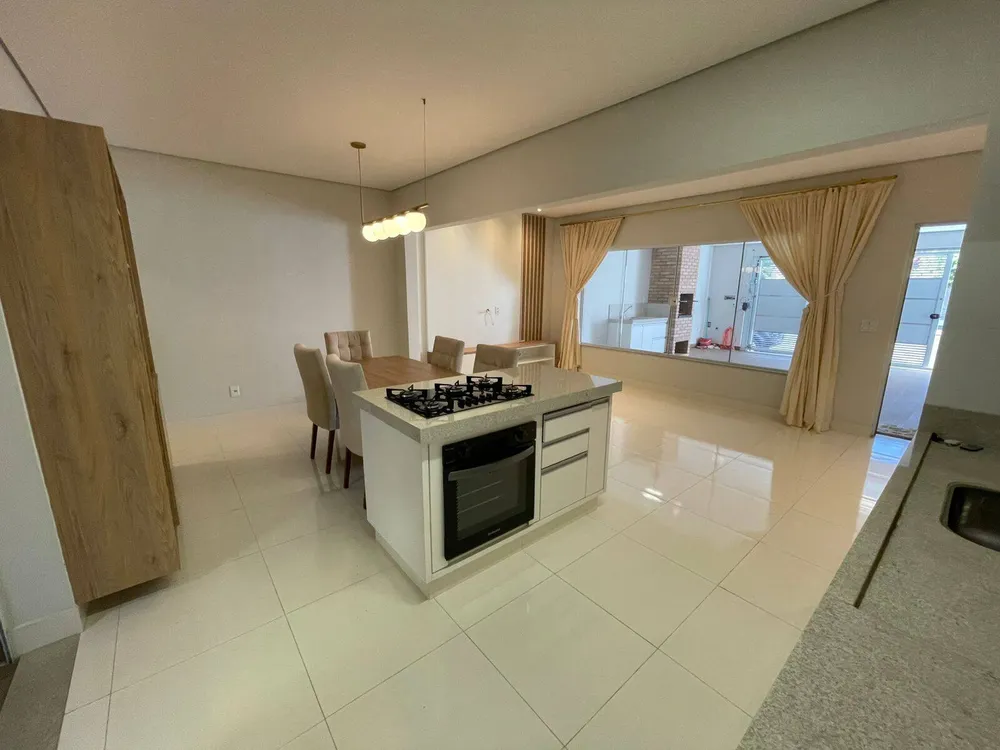 Casa, 3 quartos, 130 m² - Foto 4