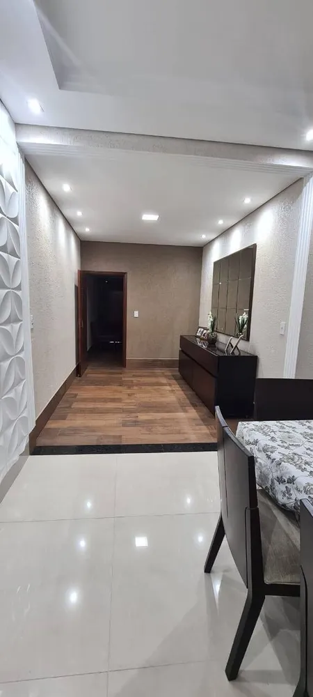 Sobrado, 3 quartos, 240 m² - Foto 2