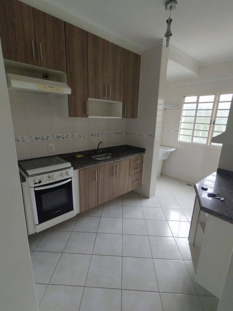 Apartamento à venda com 2 quartos, 67m² - Foto 3
