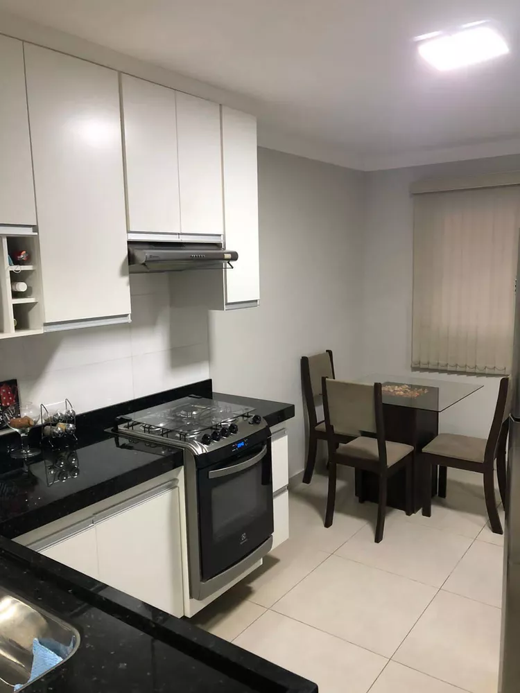 Casa à venda com 2 quartos, 80m² - Foto 5