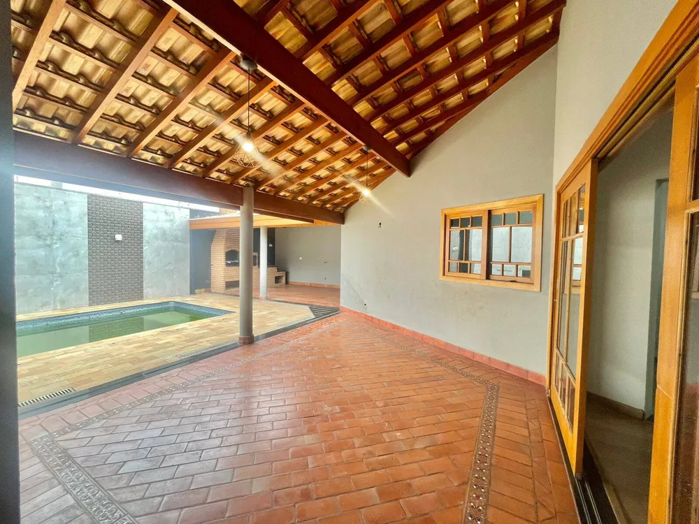 Casa, 3 quartos, 200 m² - Foto 11