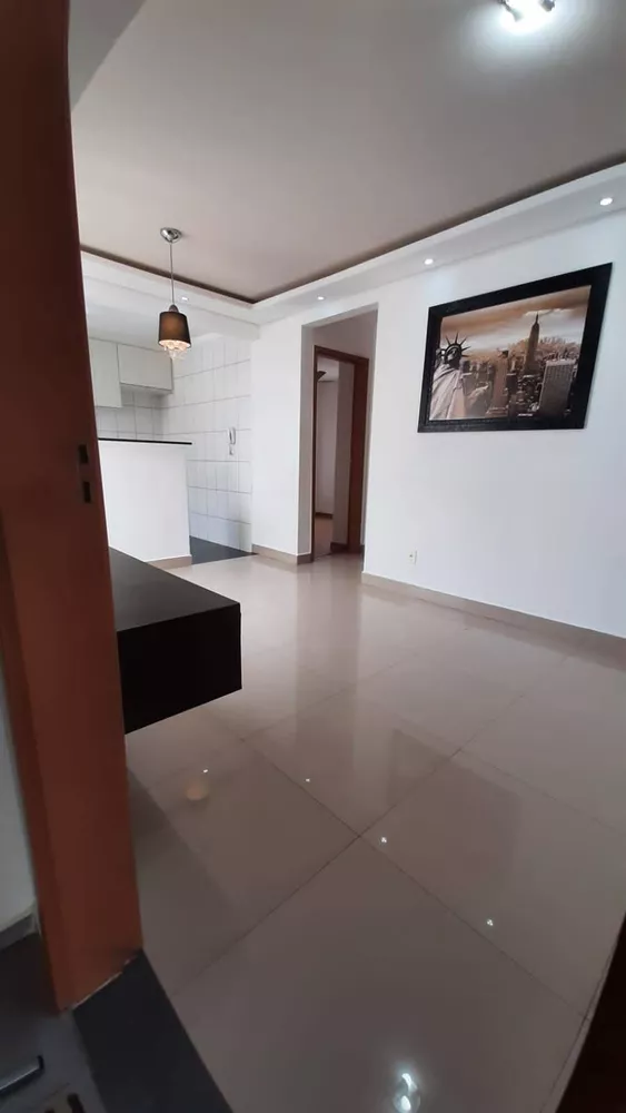 Apartamento à venda com 2 quartos, 43m² - Foto 2