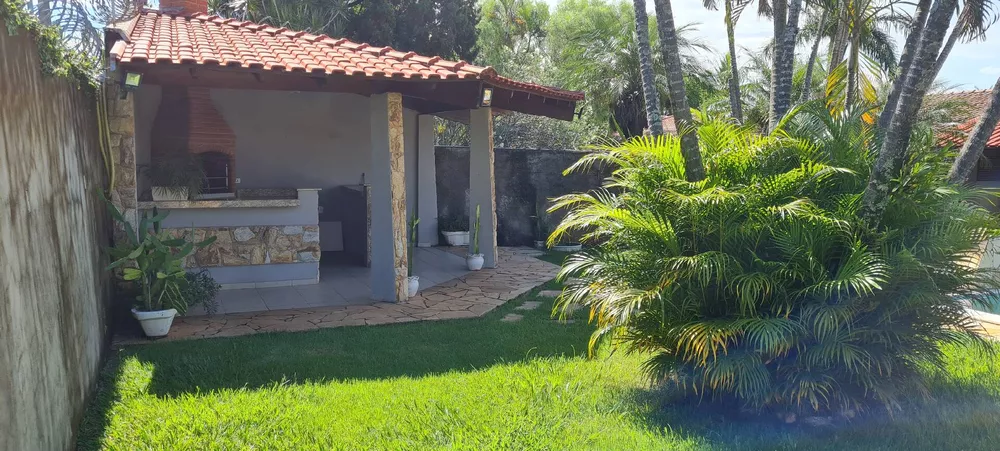 Fazenda à venda com 3 quartos, 400m² - Foto 2