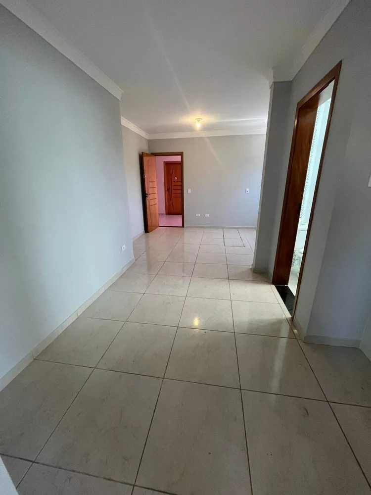 Apartamento à venda com 2 quartos, 68m² - Foto 2