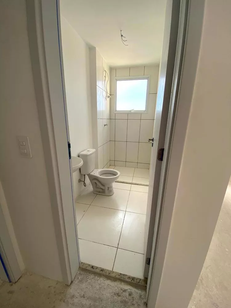 Apartamento à venda com 2 quartos, 49m² - Foto 2