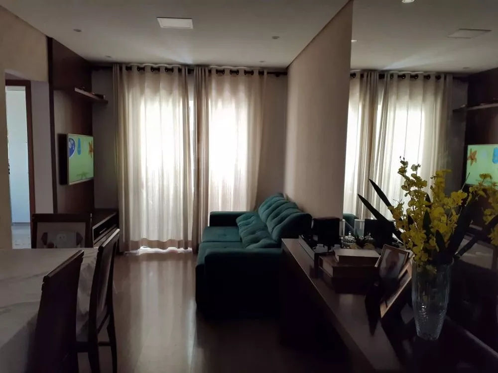 Apartamento à venda com 2 quartos, 60m² - Foto 1