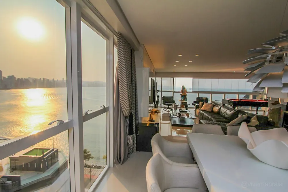 Apartamento, 4 quartos, 236 m² - Foto 1