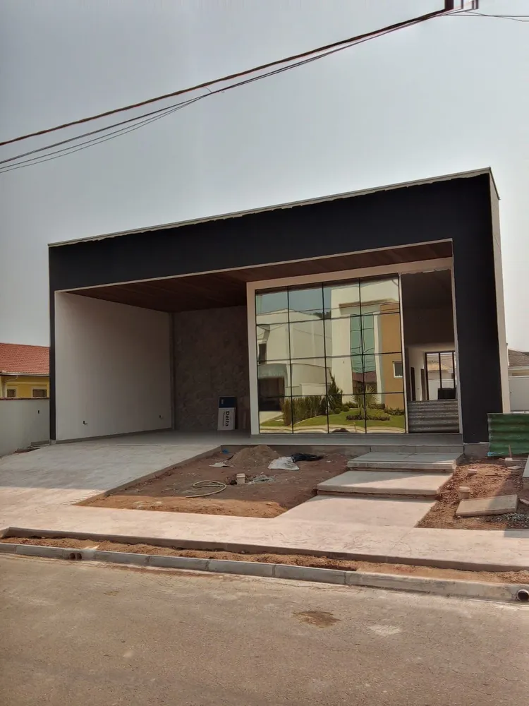 Casa, 3 quartos, 210 m² - Foto 1