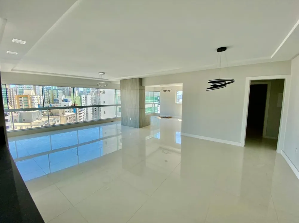 Apartamento, 3 quartos, 155 m² - Foto 1