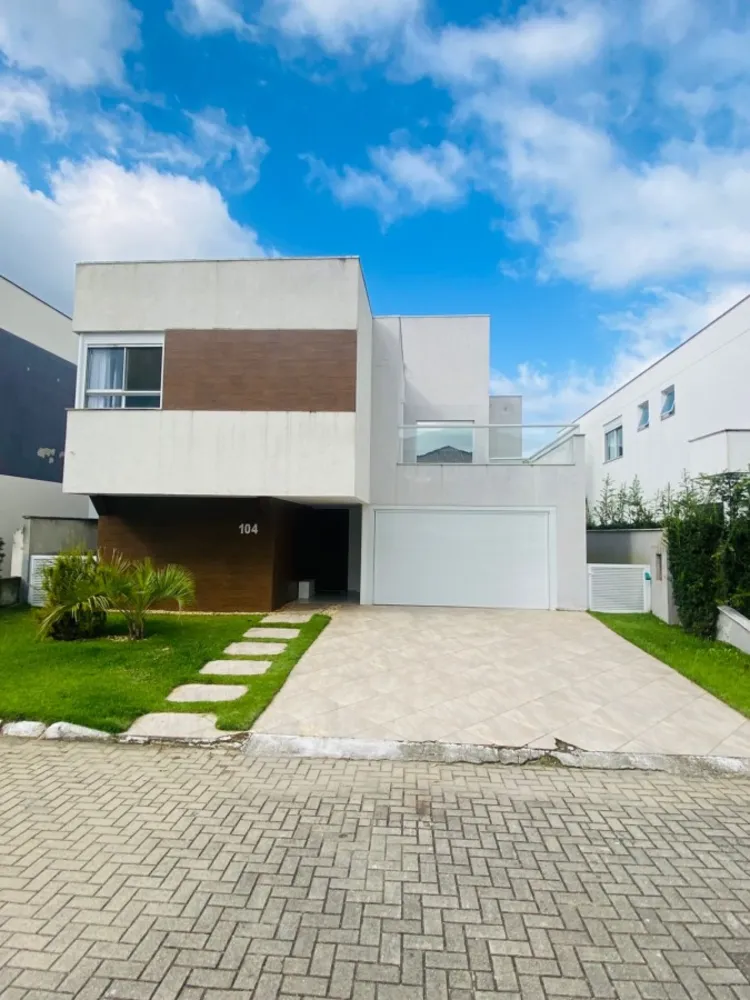 Casa, 3 quartos, 351 m² - Foto 1