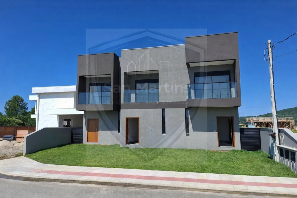 Casa, 3 quartos, 176 m² - Foto 1