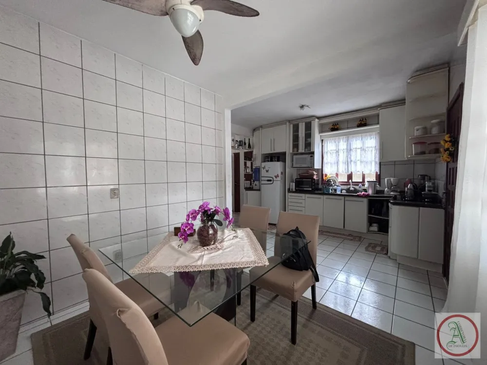 Casa, 5 quartos, 100 m² - Foto 2