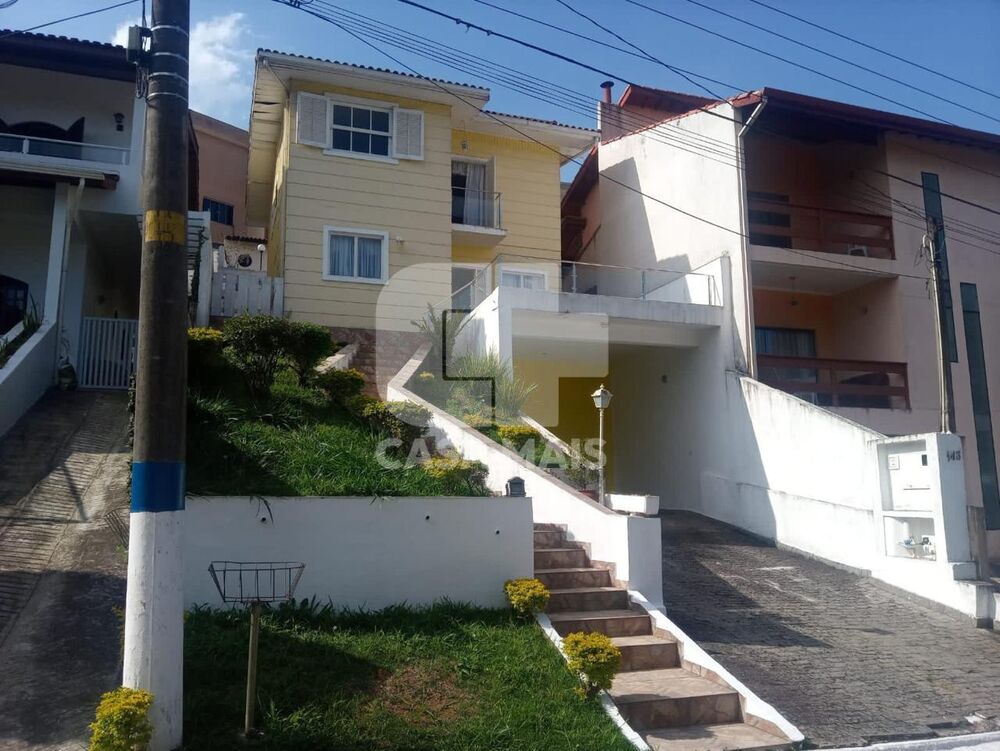 Casa de Condomínio à venda com 3 quartos, 210m² - Foto 1
