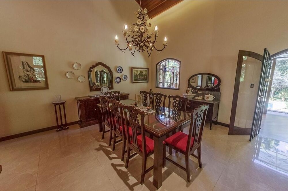 Casa de Condomínio para alugar com 4 quartos, 451m² - Foto 8