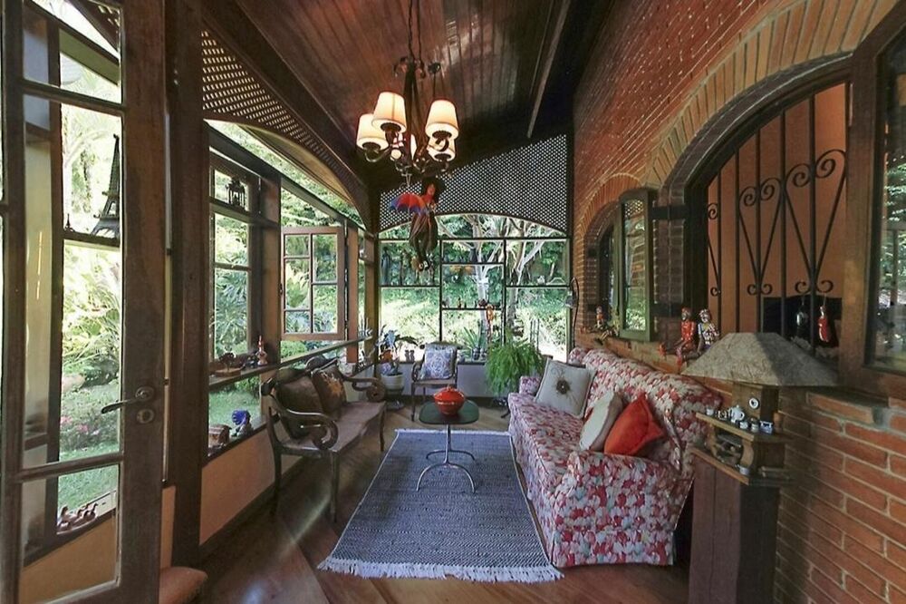 Casa de Condomínio para alugar com 4 quartos, 451m² - Foto 3