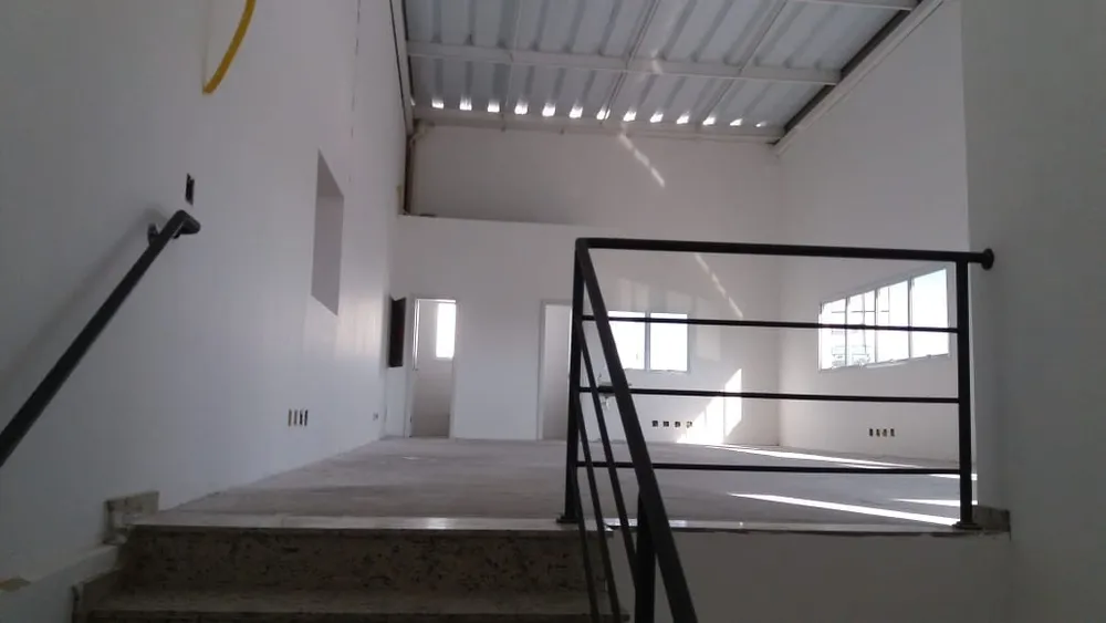 Prédio Inteiro - Foto 8