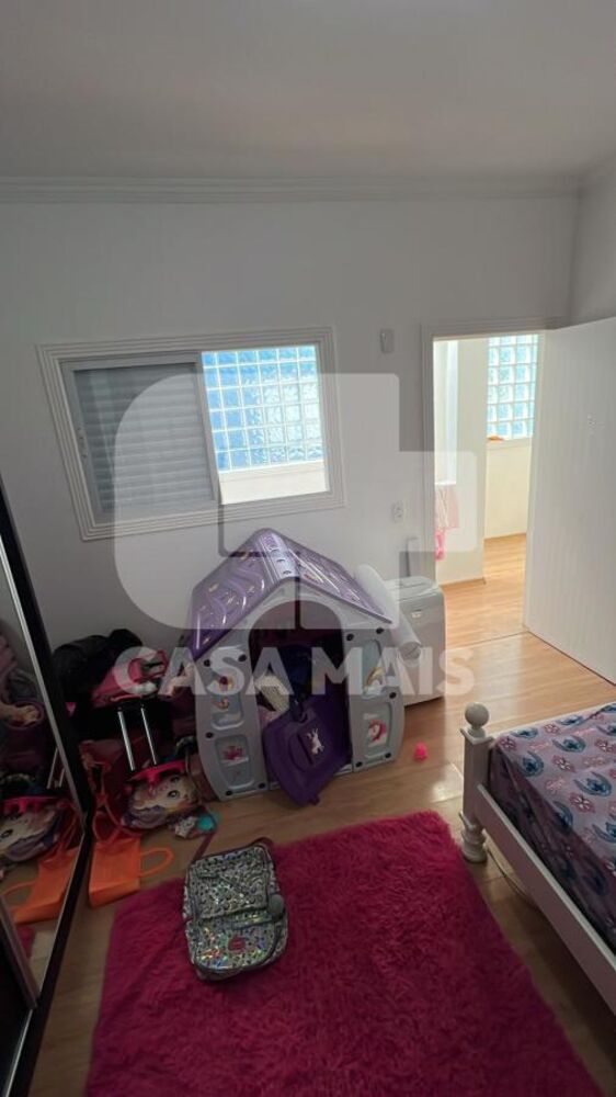 Casa, 3 quartos, 230 m² - Foto 3