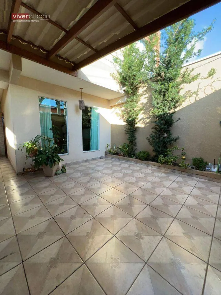 Sobrado, 4 quartos, 218 m² - Foto 1