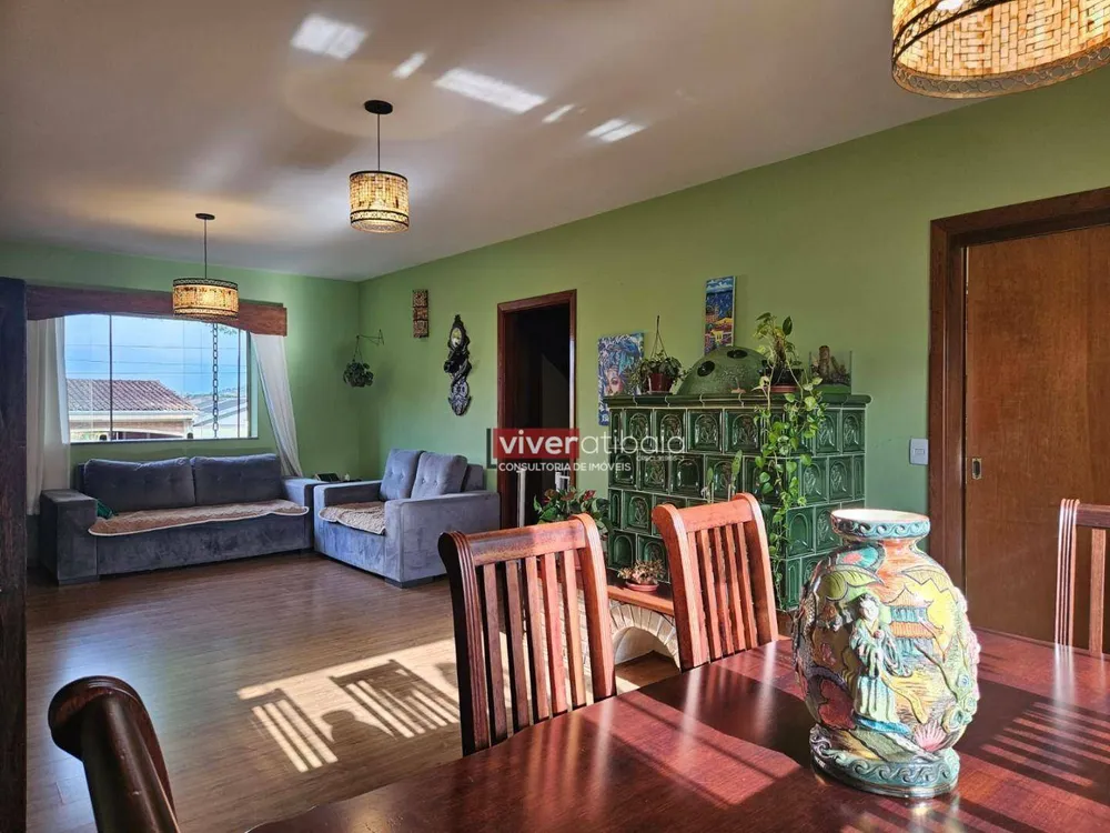 Casa, 3 quartos, 265 m² - Foto 1