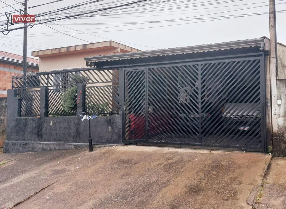 Casa, 4 quartos, 180 m² - Foto 1