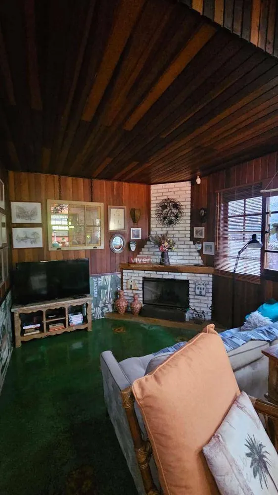 Chácara, 4 quartos, 1080 m² - Foto 1