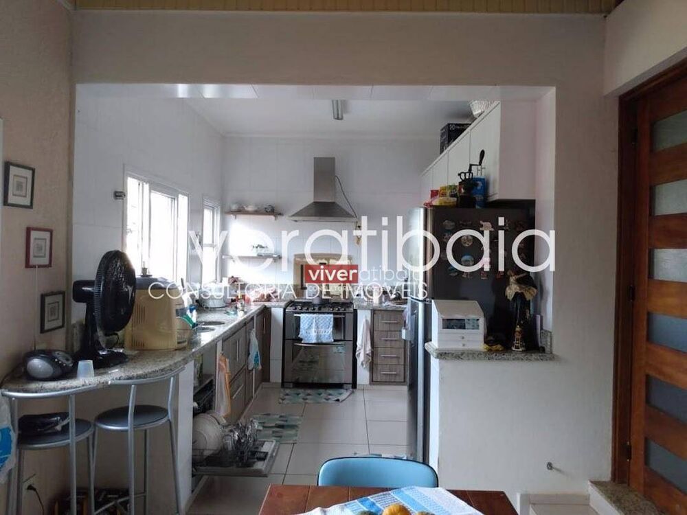 Chácara, 5 quartos, 2400 m² - Foto 1