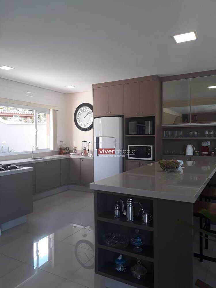 Casa à venda com 3 quartos, 350m² - Foto 6