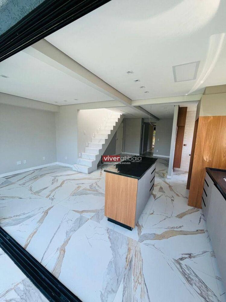 Apartamento para alugar com 3 quartos, 185m² - Foto 3