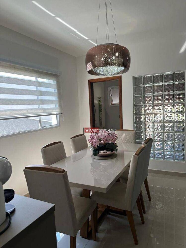 Casa, 3 quartos, 260 m² - Foto 2