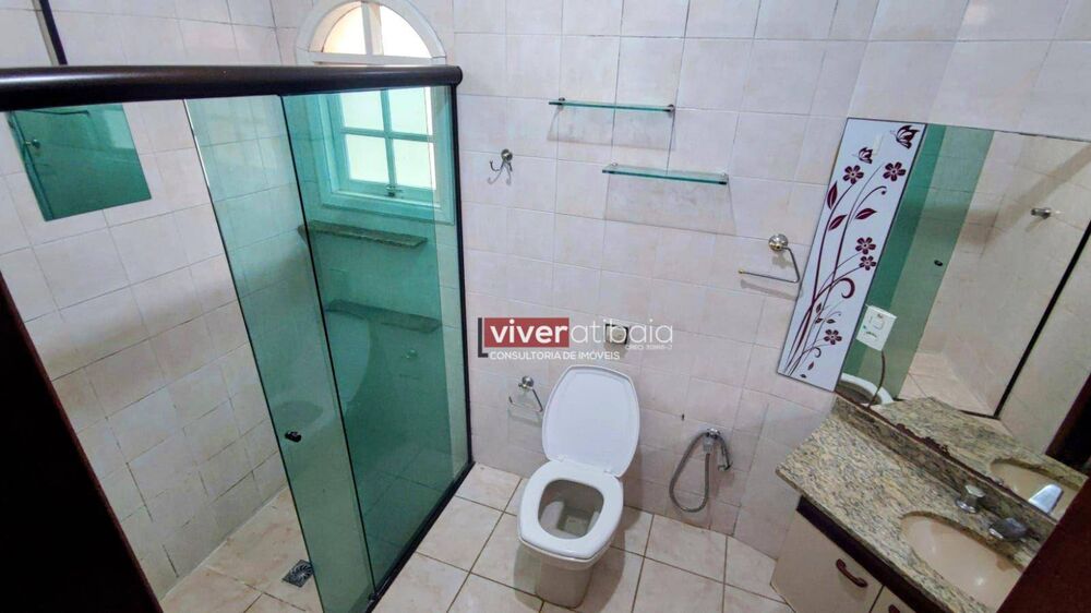 Casa à venda com 3 quartos, 223m² - Foto 4