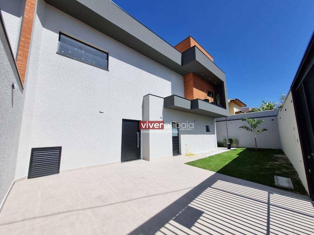 Casa, 3 quartos, 135 m² - Foto 1