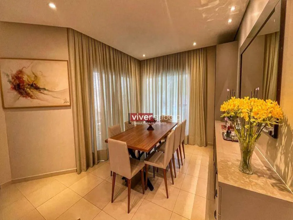 Casa, 3 quartos, 240 m² - Foto 2