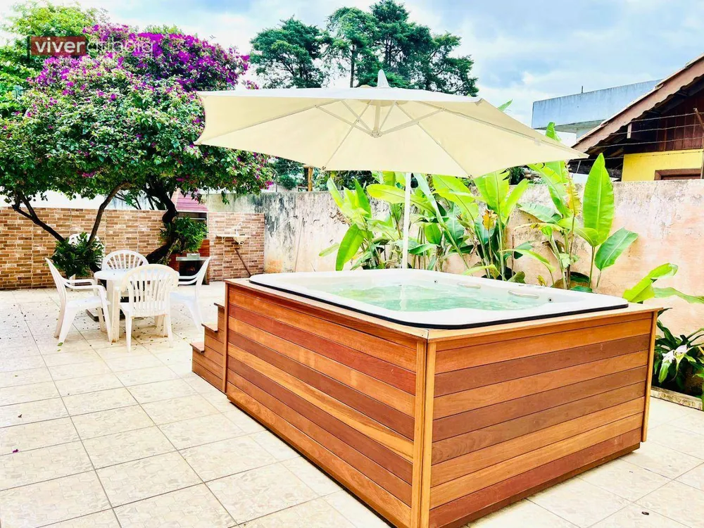 Casa, 3 quartos, 200 m² - Foto 4