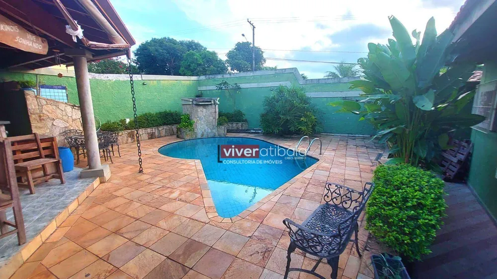 Casa, 4 quartos, 141 m² - Foto 1